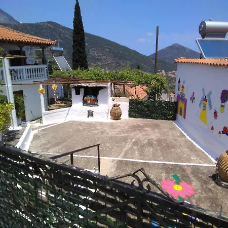 Matas House Leonídion