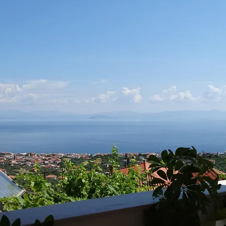 Semesterbostad Matas House *