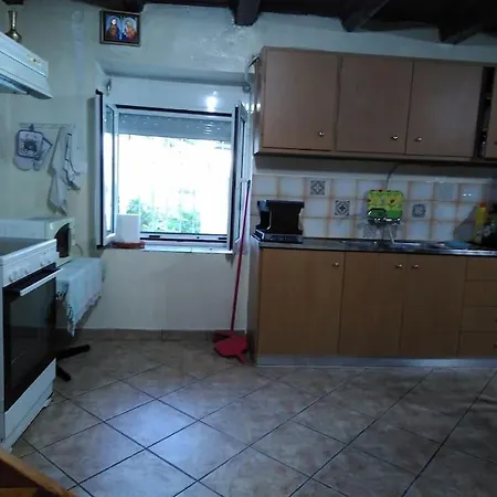 Matas House