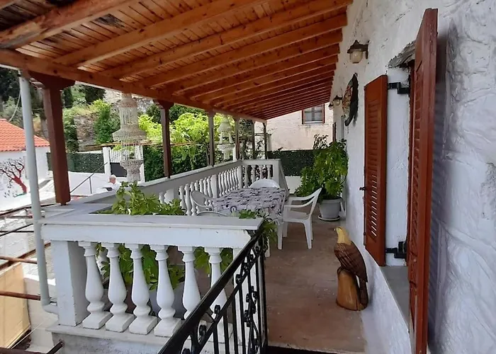 Matas House * Tirós